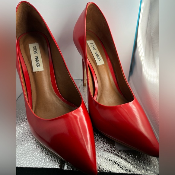 Steve Madden High 4” Heels - Picture 11 of 11